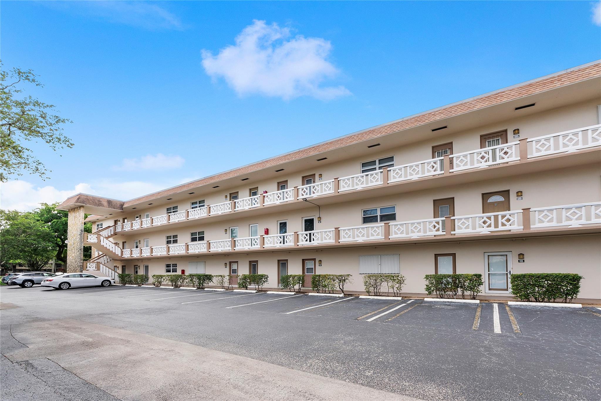 JONQUIL GARDENS - Residential