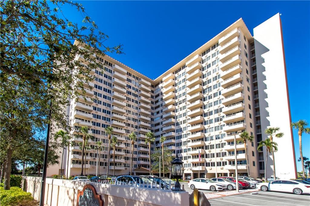 Coral Ridge Towers - Residential