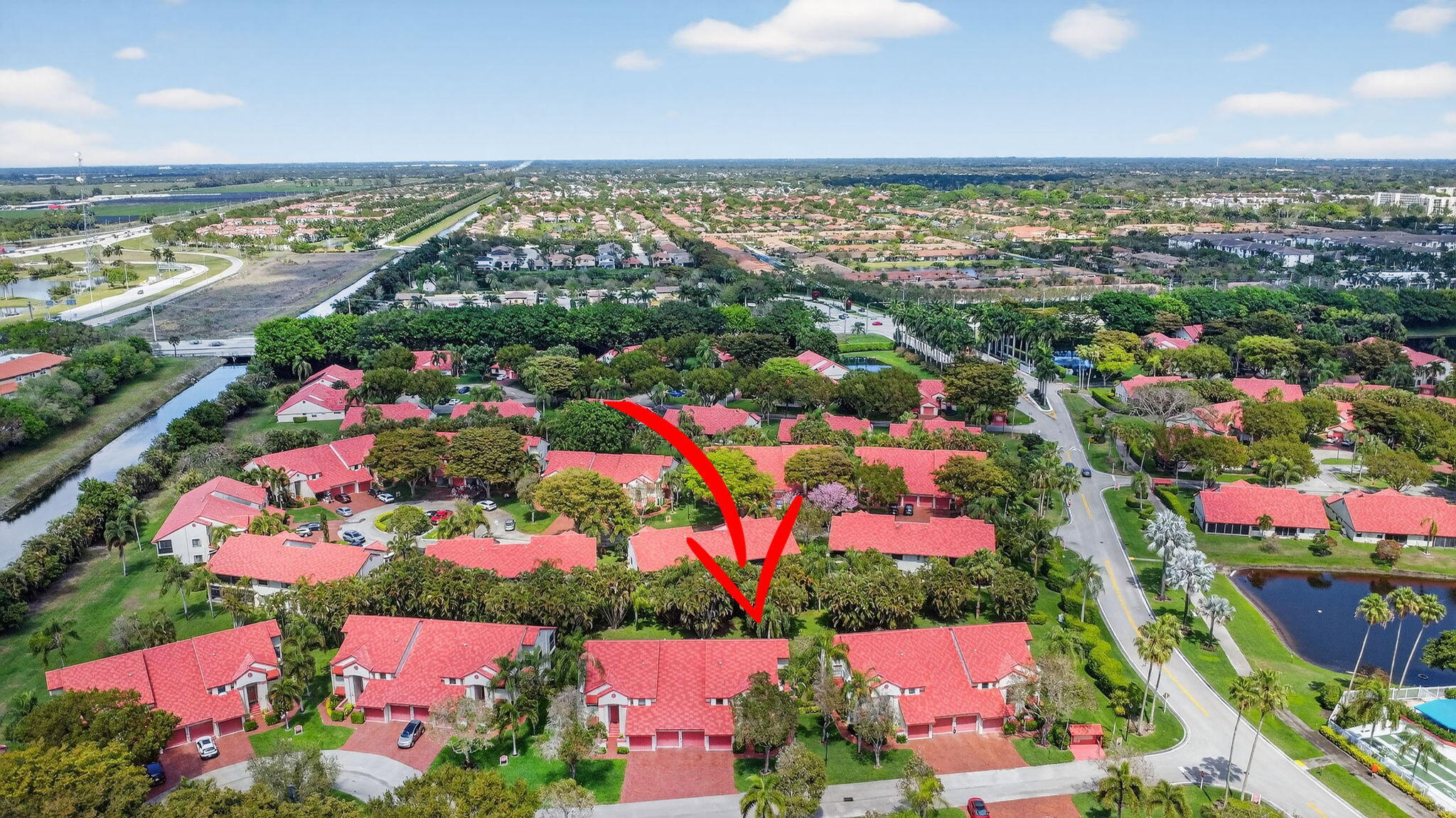 LEXINGTON CLUB VILLAS CONDO - Residential