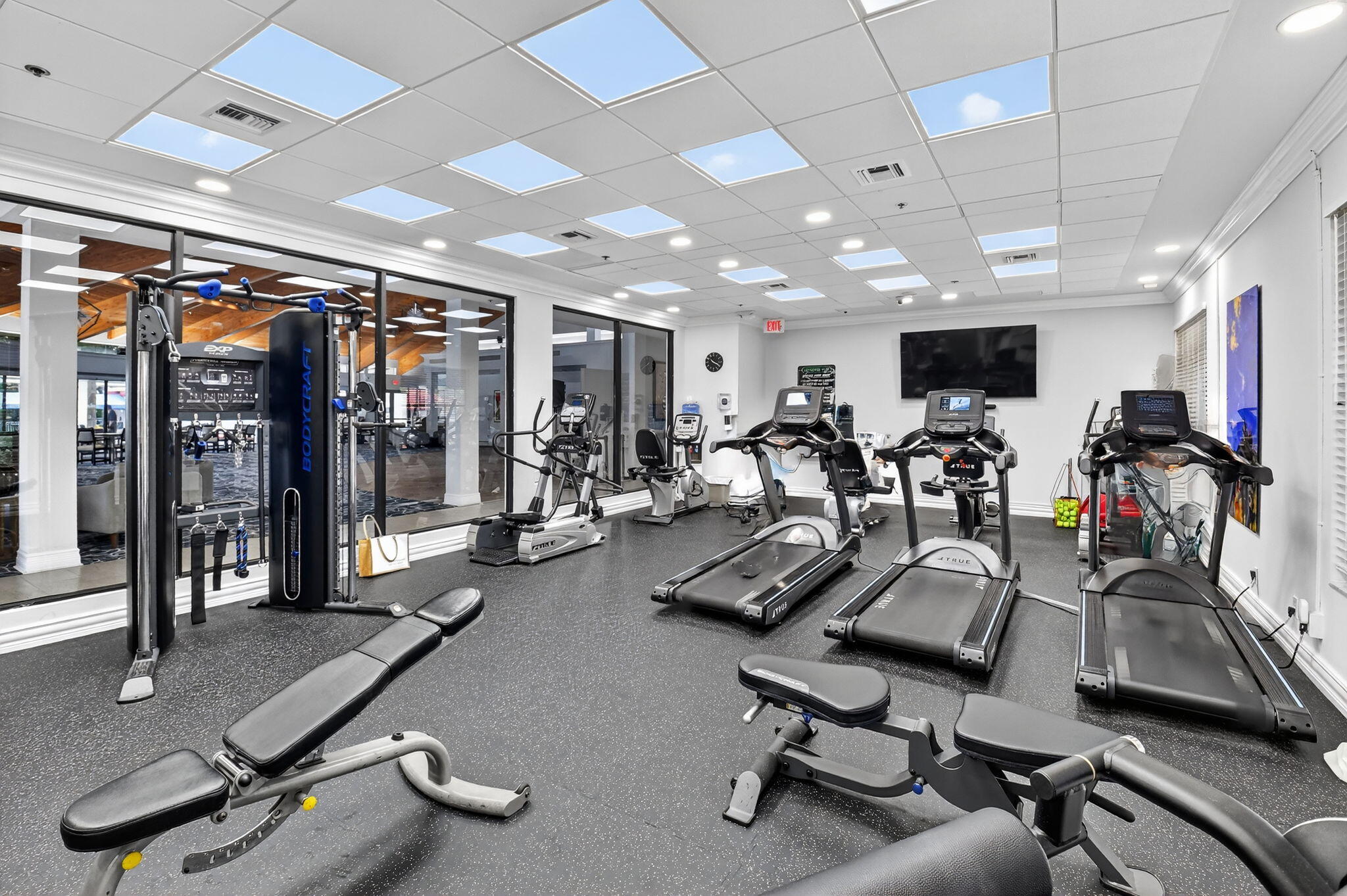 LEXINGTON CLUB VILLAS CONDO - Residential