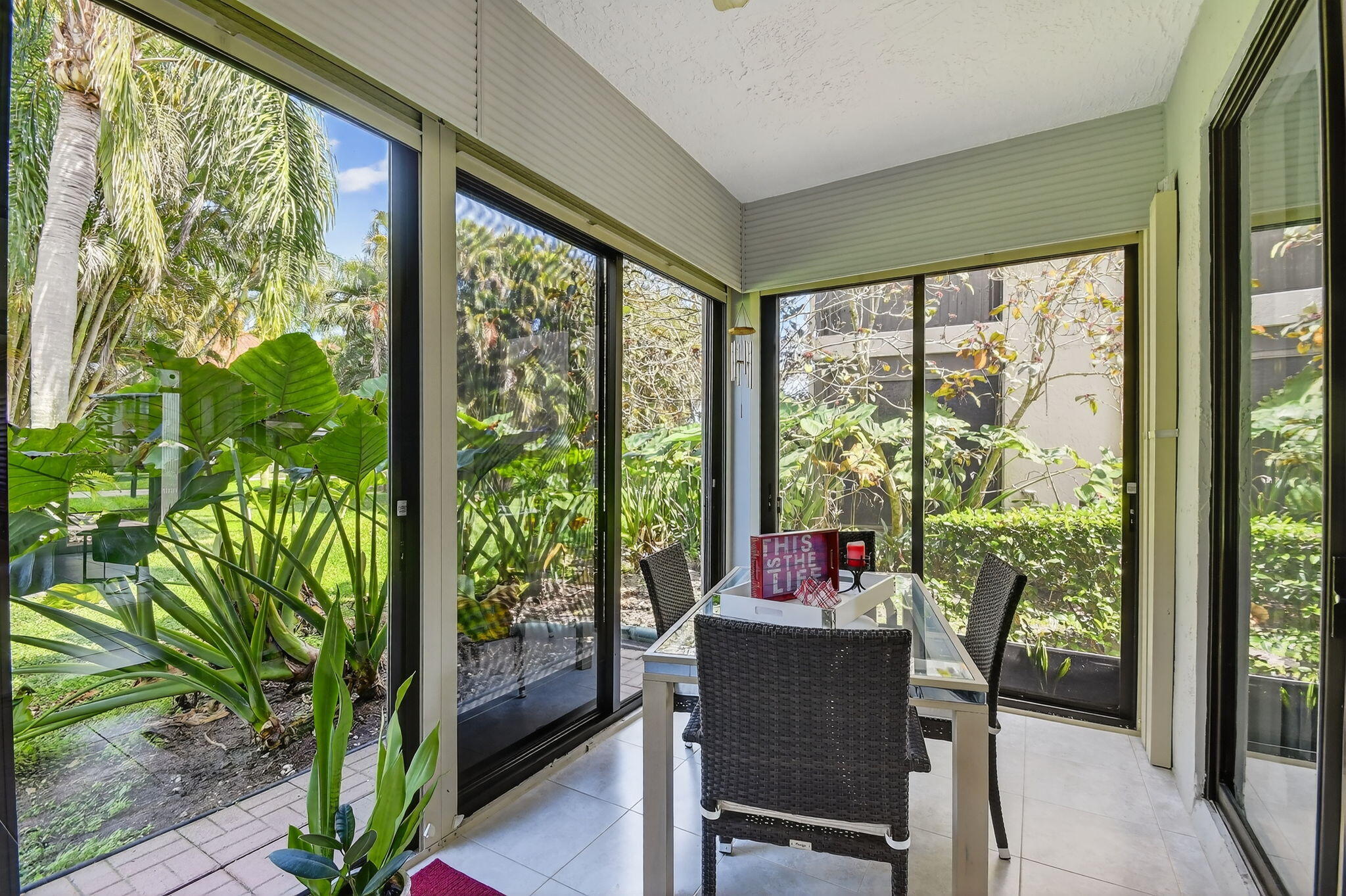 LEXINGTON CLUB VILLAS CONDO - Residential