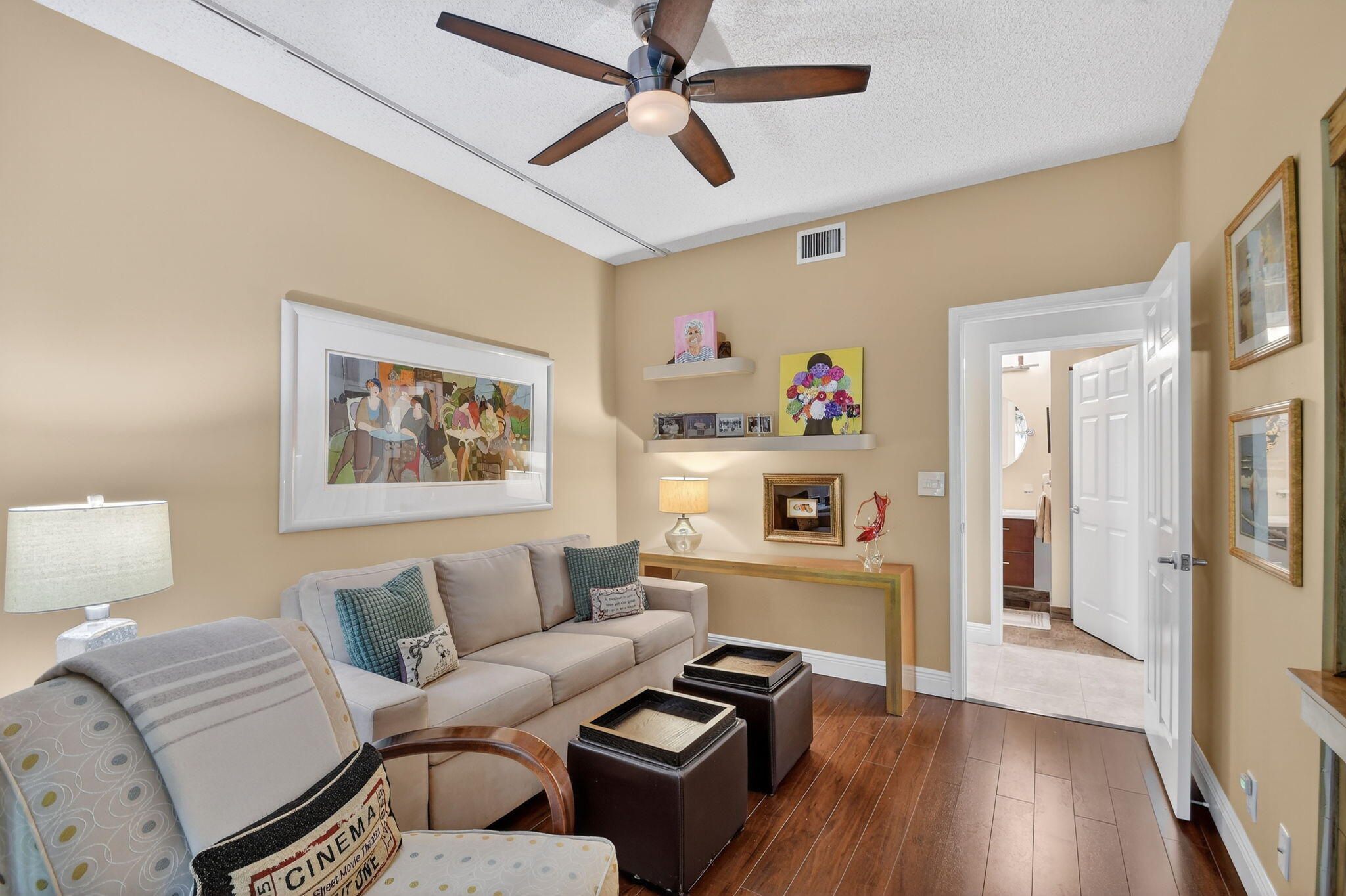 LEXINGTON CLUB VILLAS CONDO - Residential