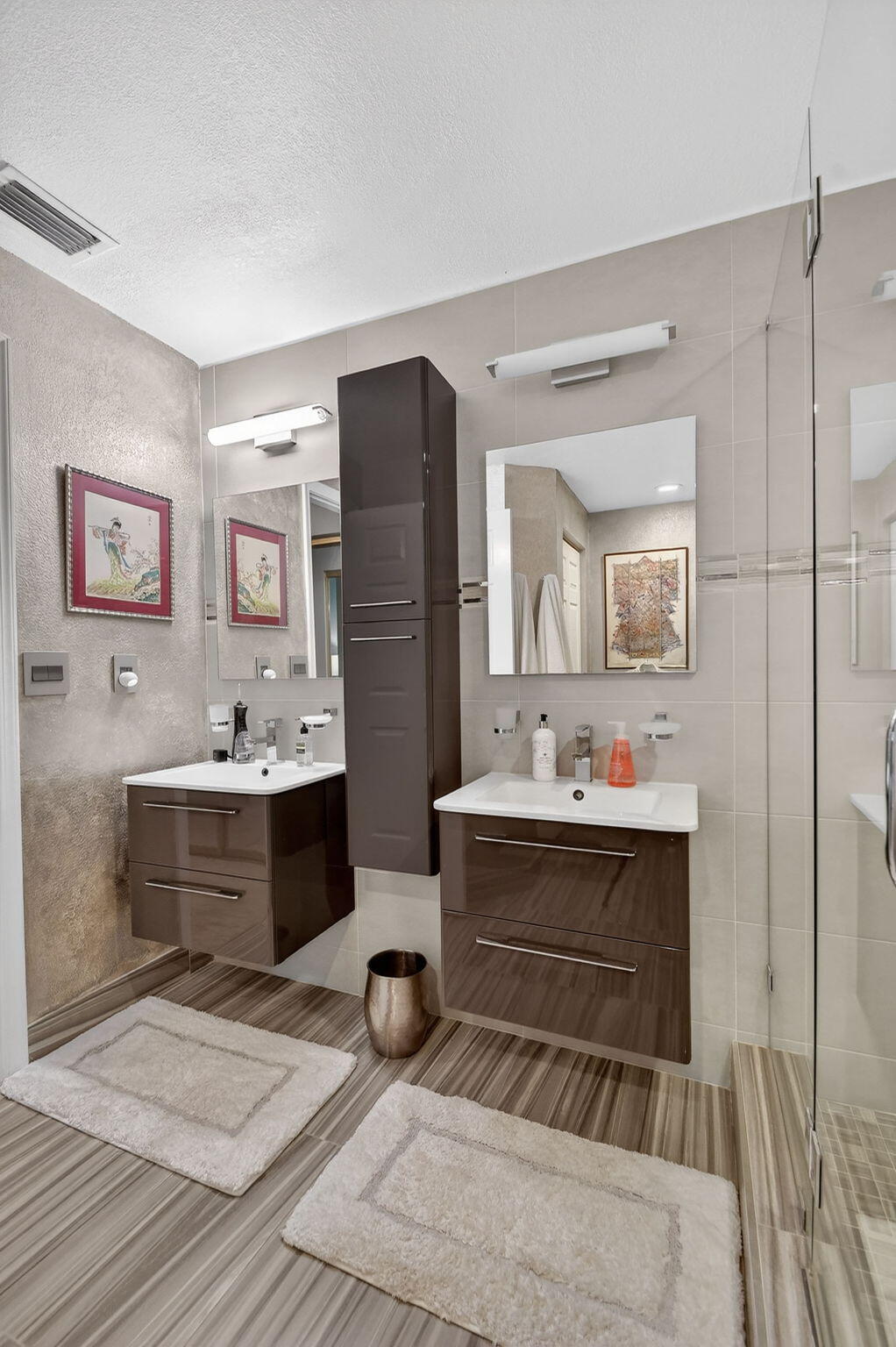 LEXINGTON CLUB VILLAS CONDO - Residential