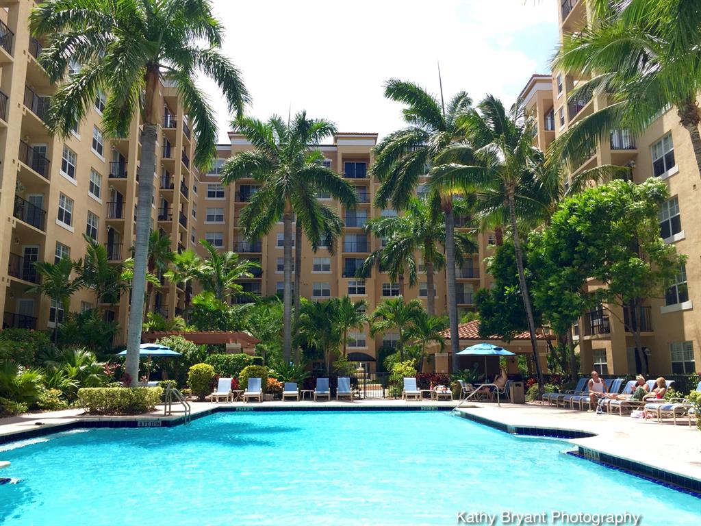 Highly sought after Cozy and Spacious 2/1 Corner Unit. Prime location. Furnished Annual Lease. Flagler Pointe Condo provides waterfront views and hotel like amenities.Tile floors throughout. Large master bedroom with double closets. Utility Room. Enjoy coastal living near downtown WPB, City Place, Palm Beach Island and many restaurants. Complimentary shuttle to downtown. Biking and storage. Amenities include Olympic style pool, fitness center, sauna, spa, poolside cabana/grill,community center, billiards, 24hr concierge, 24 hr On-site security, gated, Manager on site, Office center, FOB access. Available Nov 15th 2019.