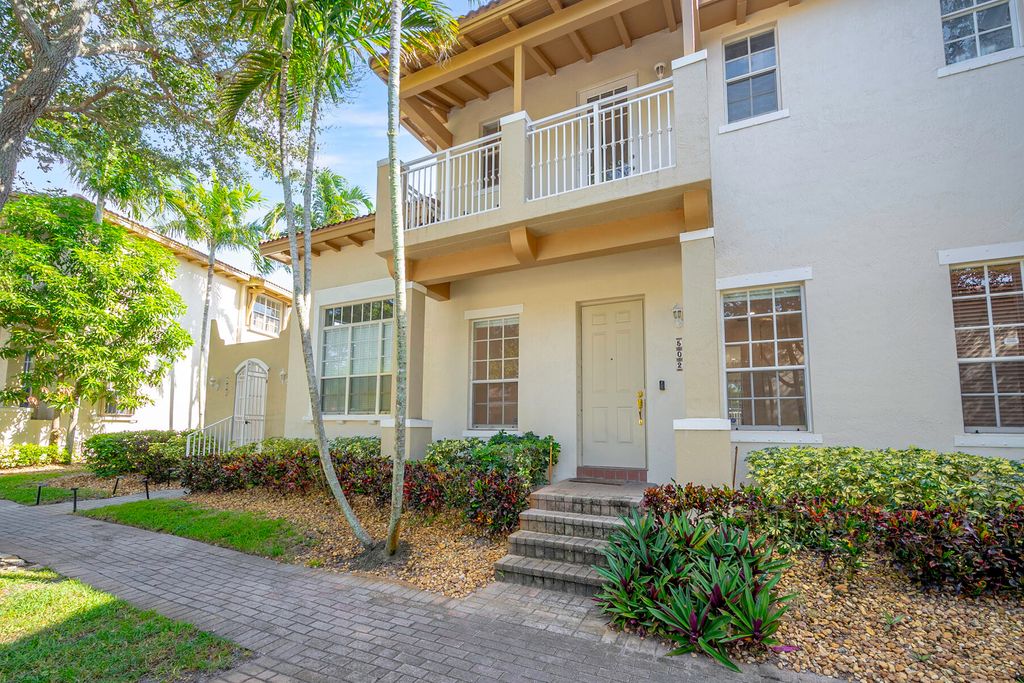Photo of 502 NW 24th Avenue, Boynton Beach, FL 33426 (MLS # R11024032)
