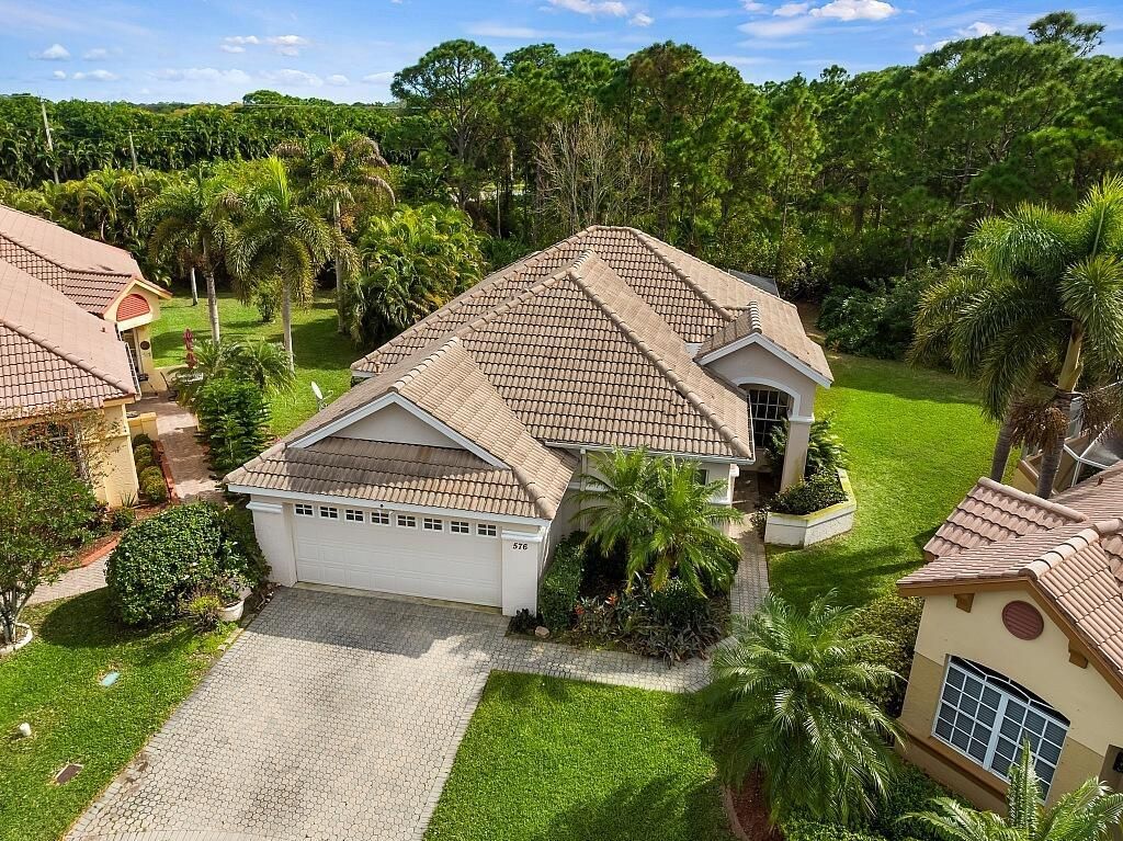 Photo of 576 SW Saint Kitts Cove, Port Saint Lucie, FL 34986 (MLS # R10960174)