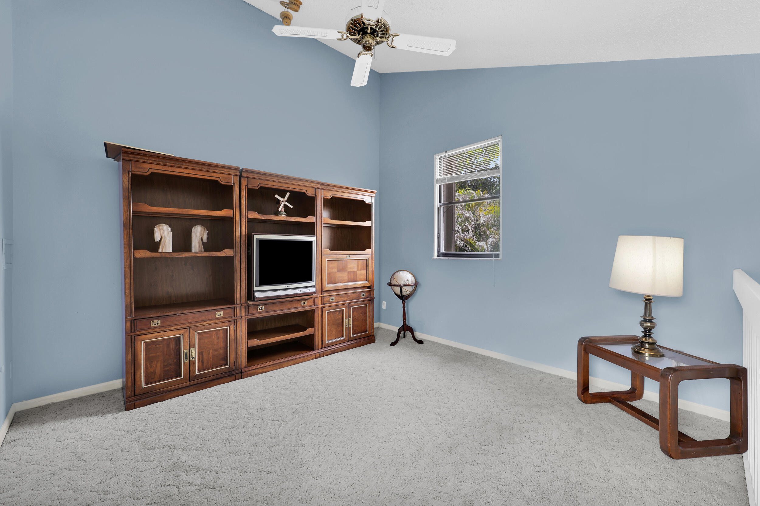 SUMMER WINDS OF JUPITER - Residential