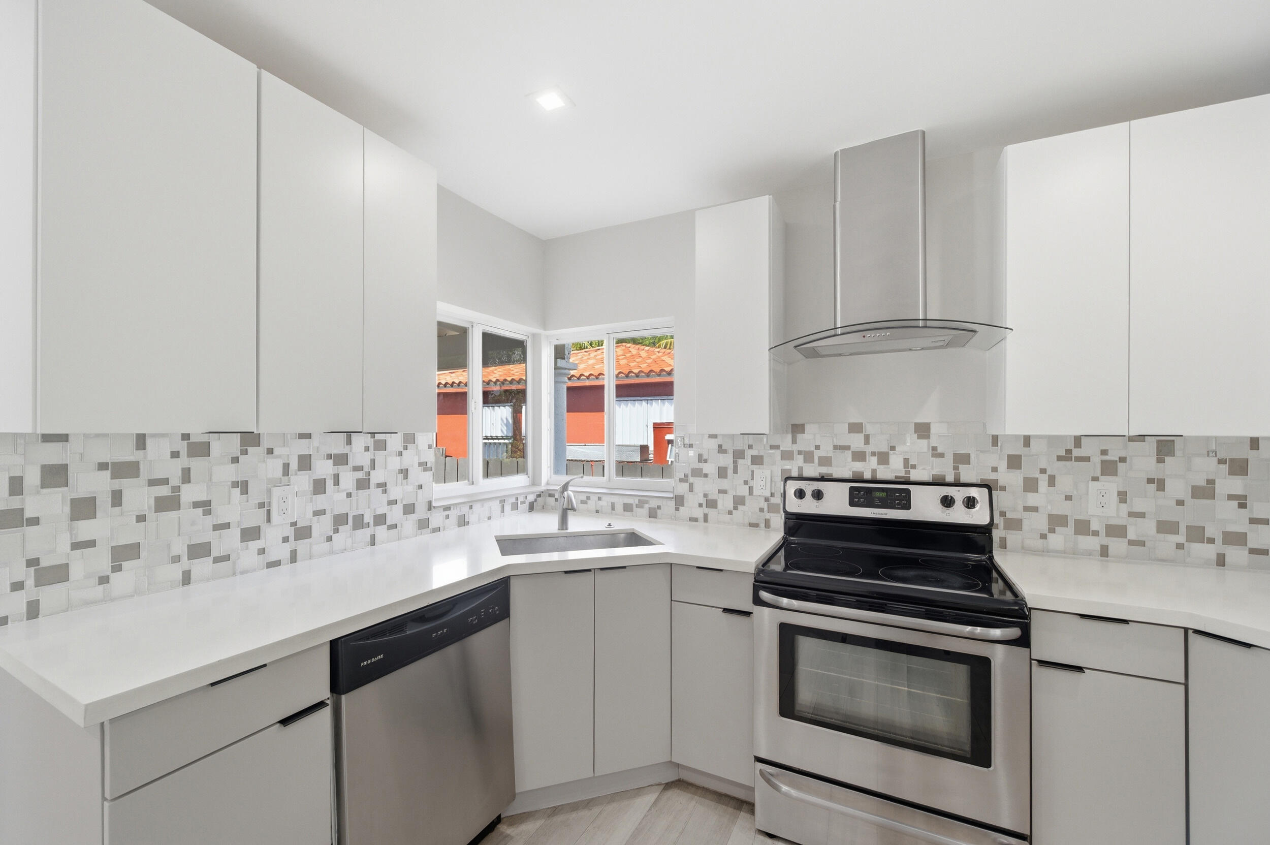 ATHENS ADDN - Residential