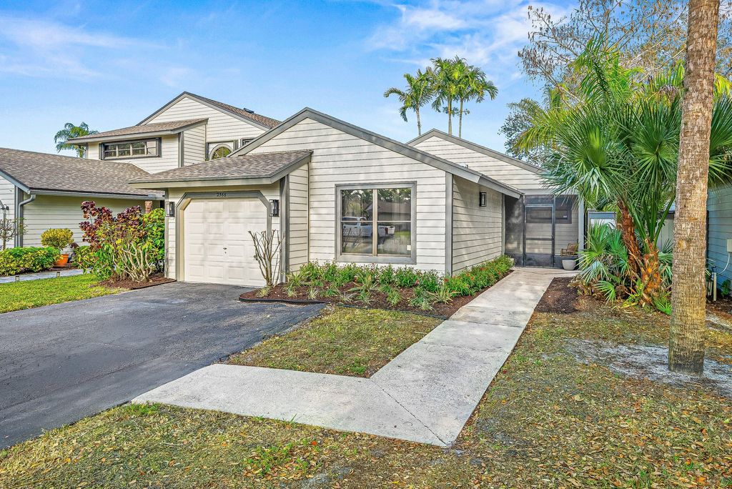 Photo of 2566 Bedford Mews Drive, Wellington, FL 33414 (MLS # R11156245)