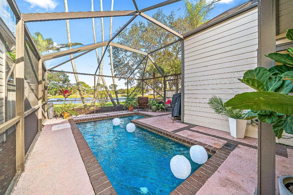 Photo of 2566 Bedford Mews Drive, Wellington, FL 33414 (MLS # R11156245)