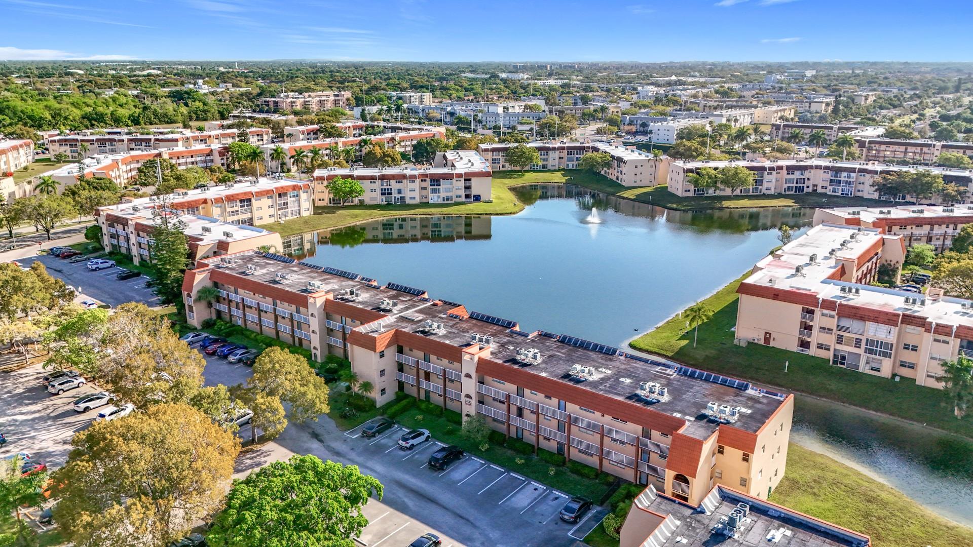 8950 Sunrise Lakes Blvd 311