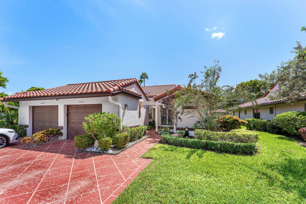 Photo of 6375 KINGS GATE Circle, Delray Beach, FL 33484 (MLS # B26077343)