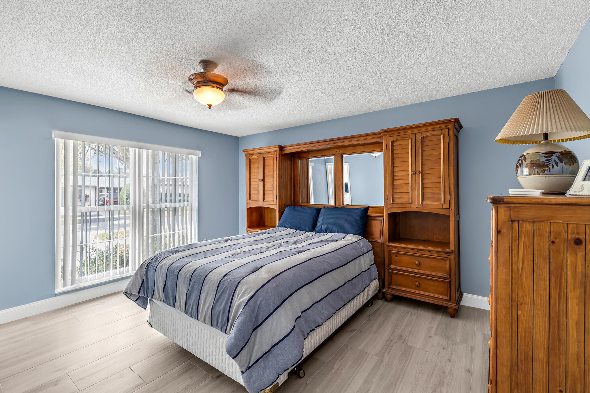 SUNRISE GOLF VILLAGE - Residential