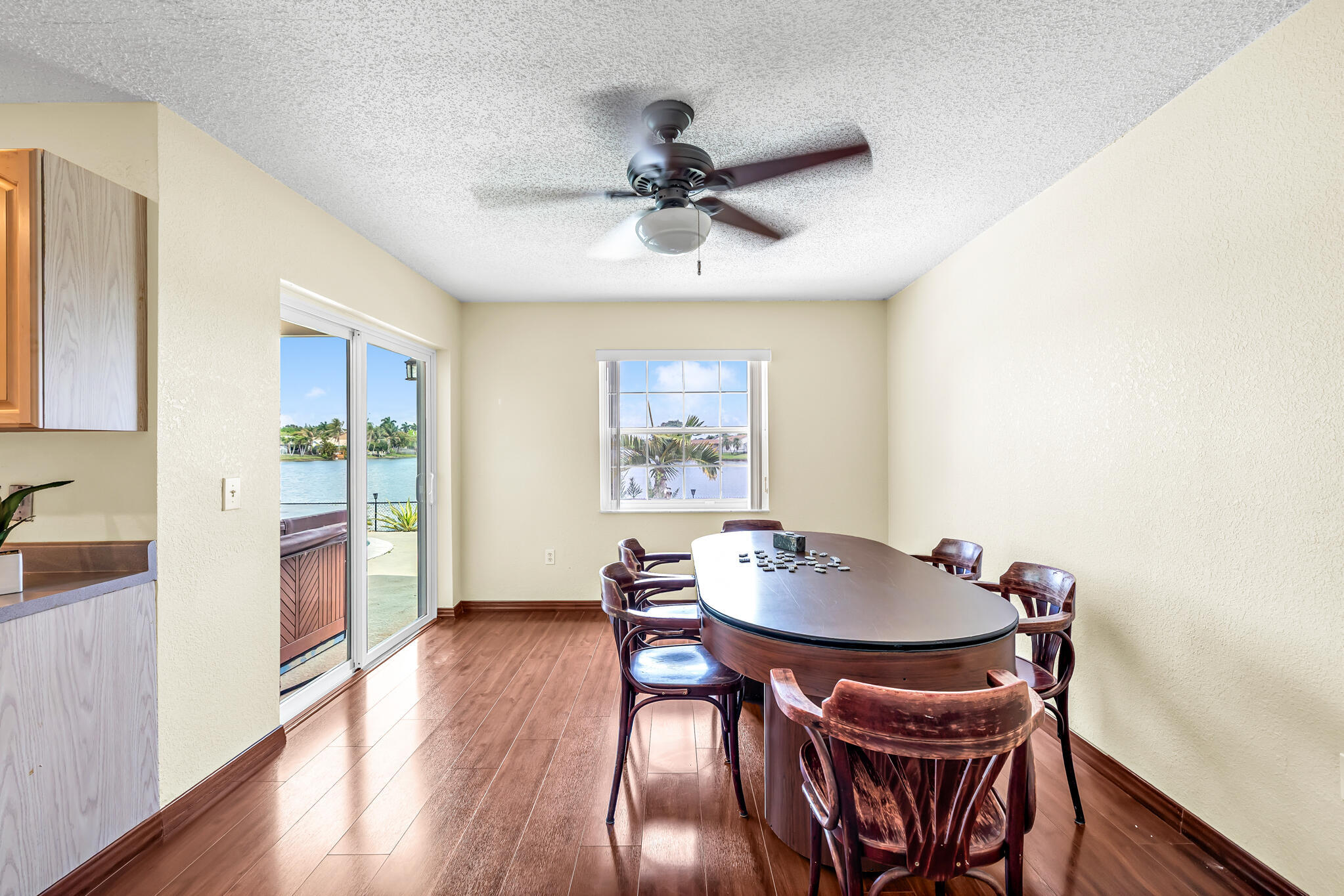 SUNRISE GOLF VILLAGE - Residential