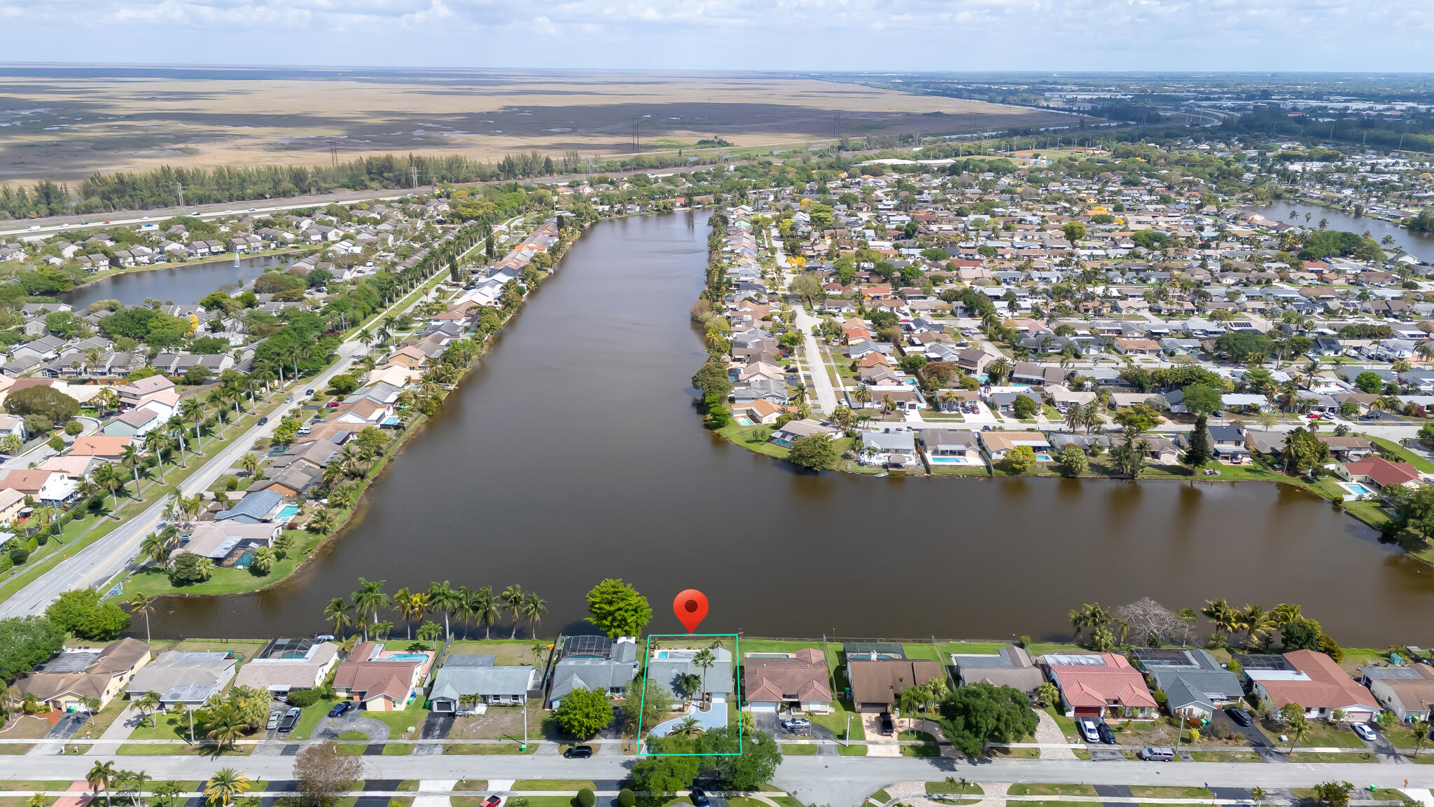 SUNRISE GOLF VILLAGE - Residential