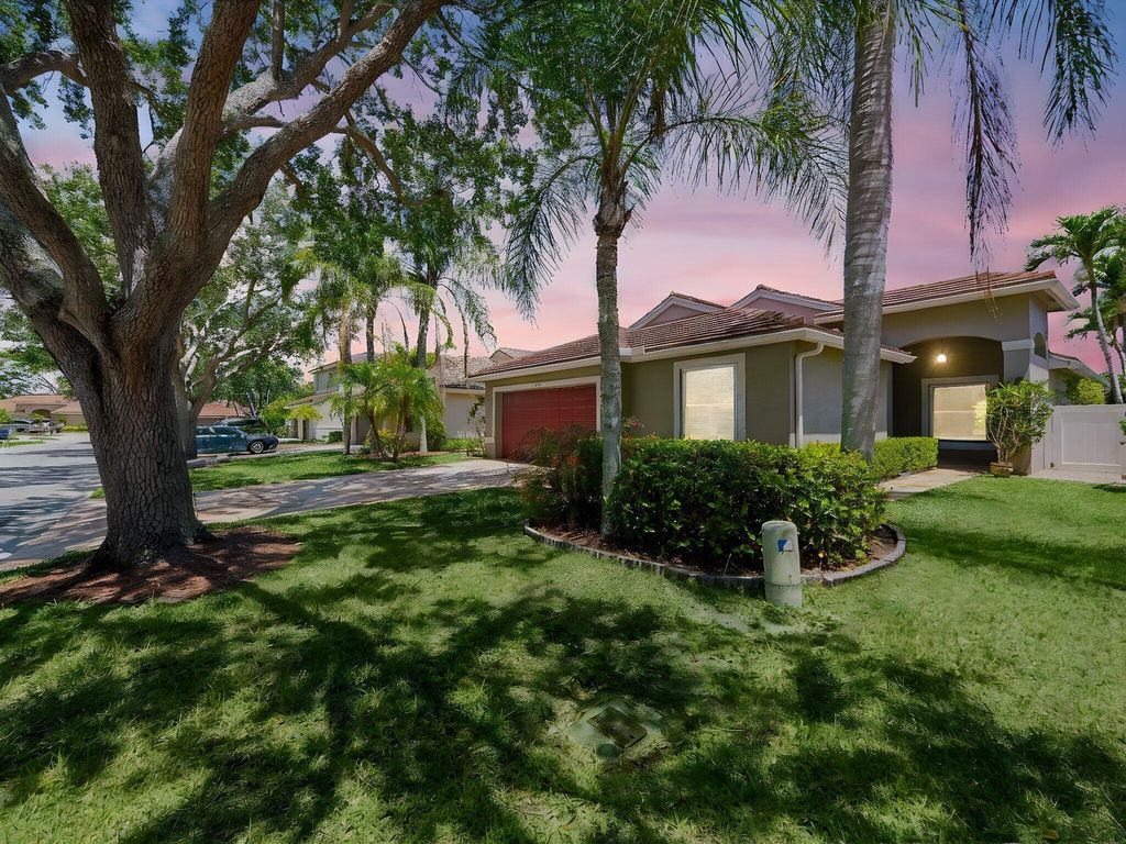 Photo of 6287 Grand Cypress Circle, Lake Worth, FL 33463 (MLS # R11093231)