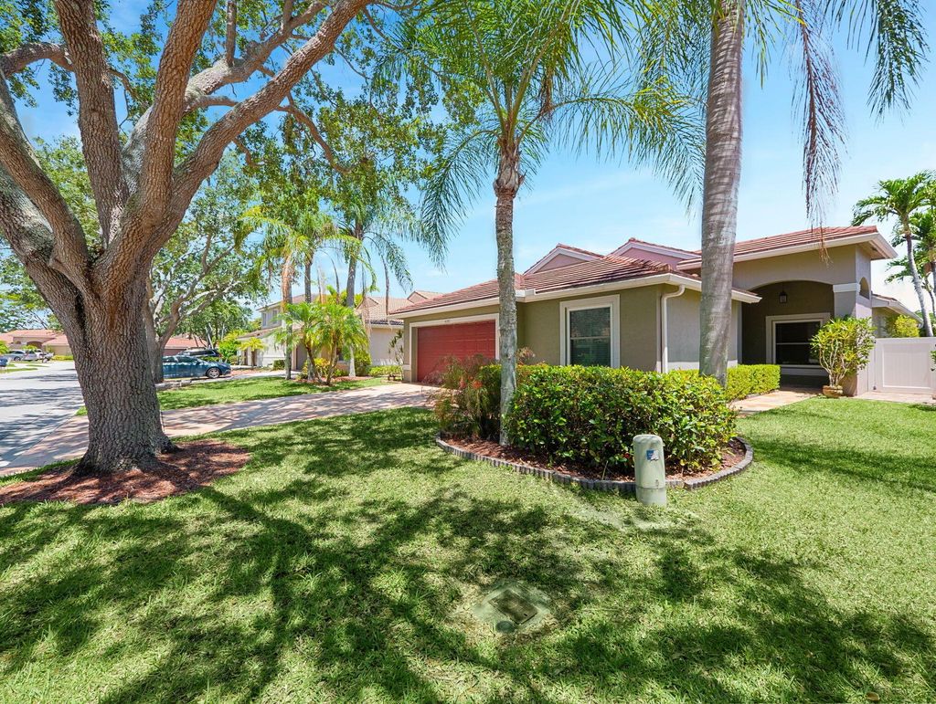 Photo of 6287 Grand Cypress Circle, Lake Worth, FL 33463 (MLS # R11093231)