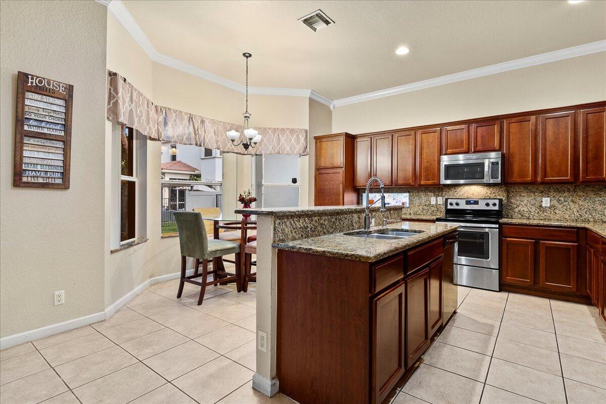 1078 Grove Park Circle