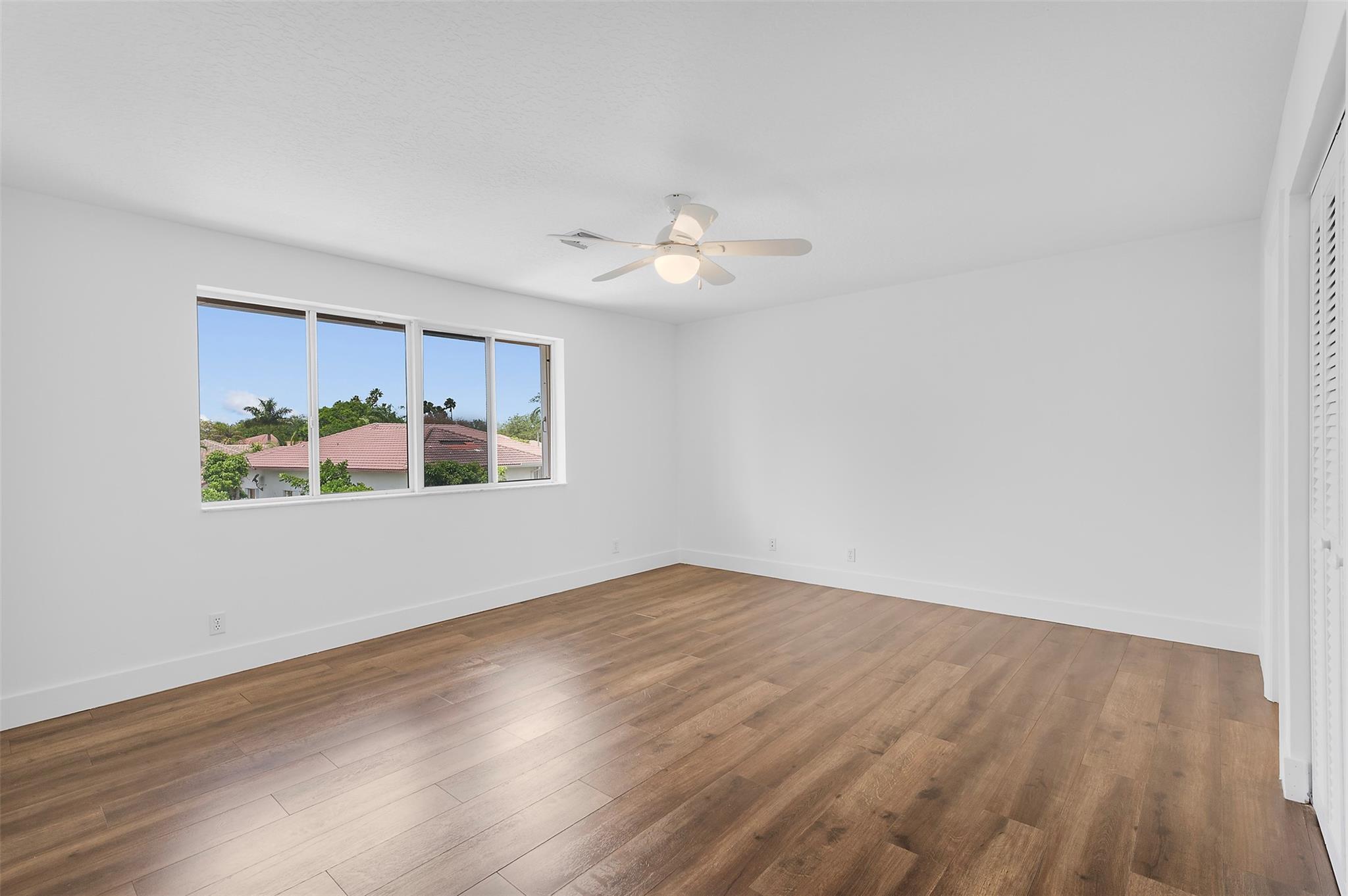 Kensington 146-39 B - Residential