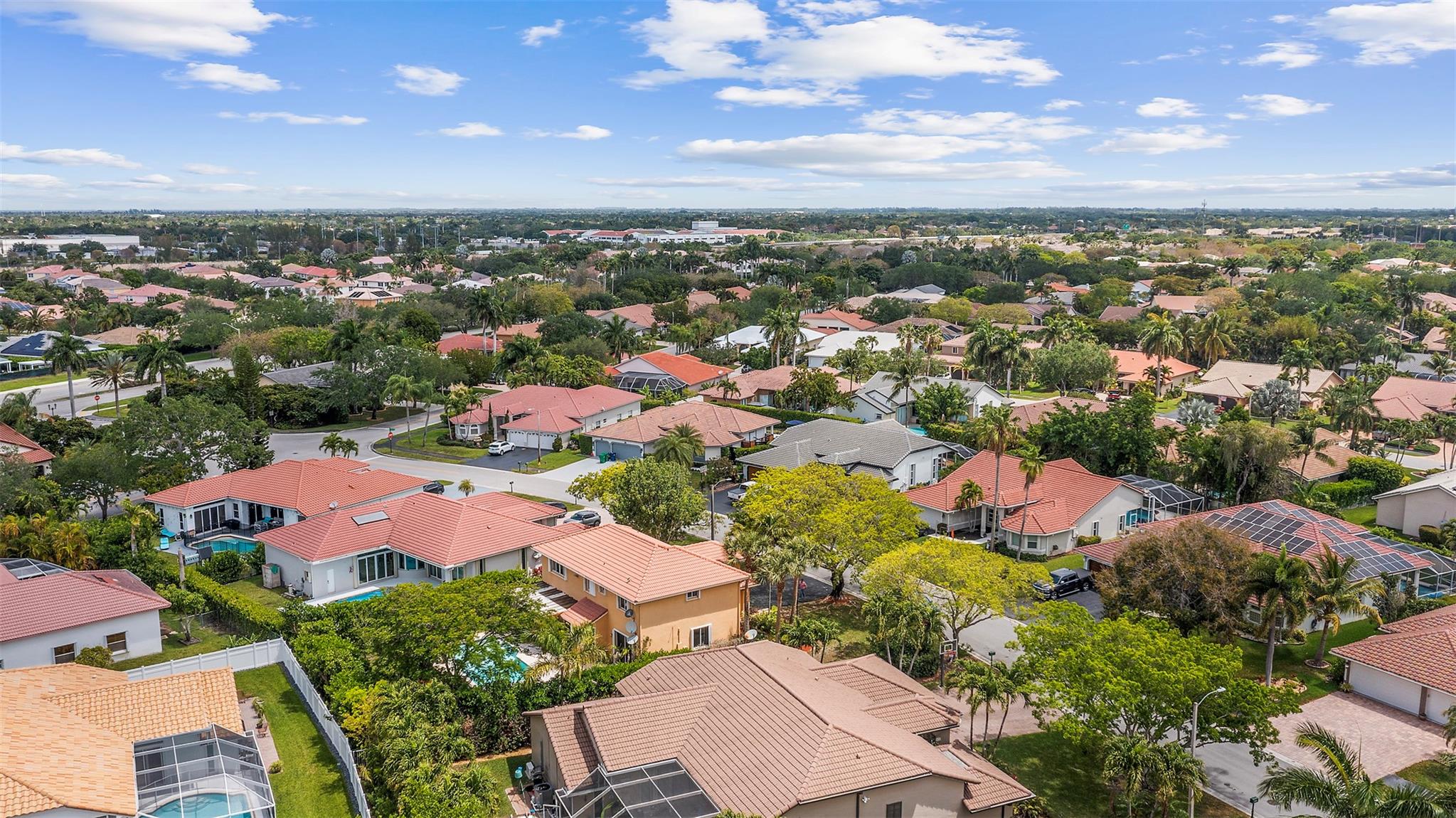 Kensington 146-39 B - Residential
