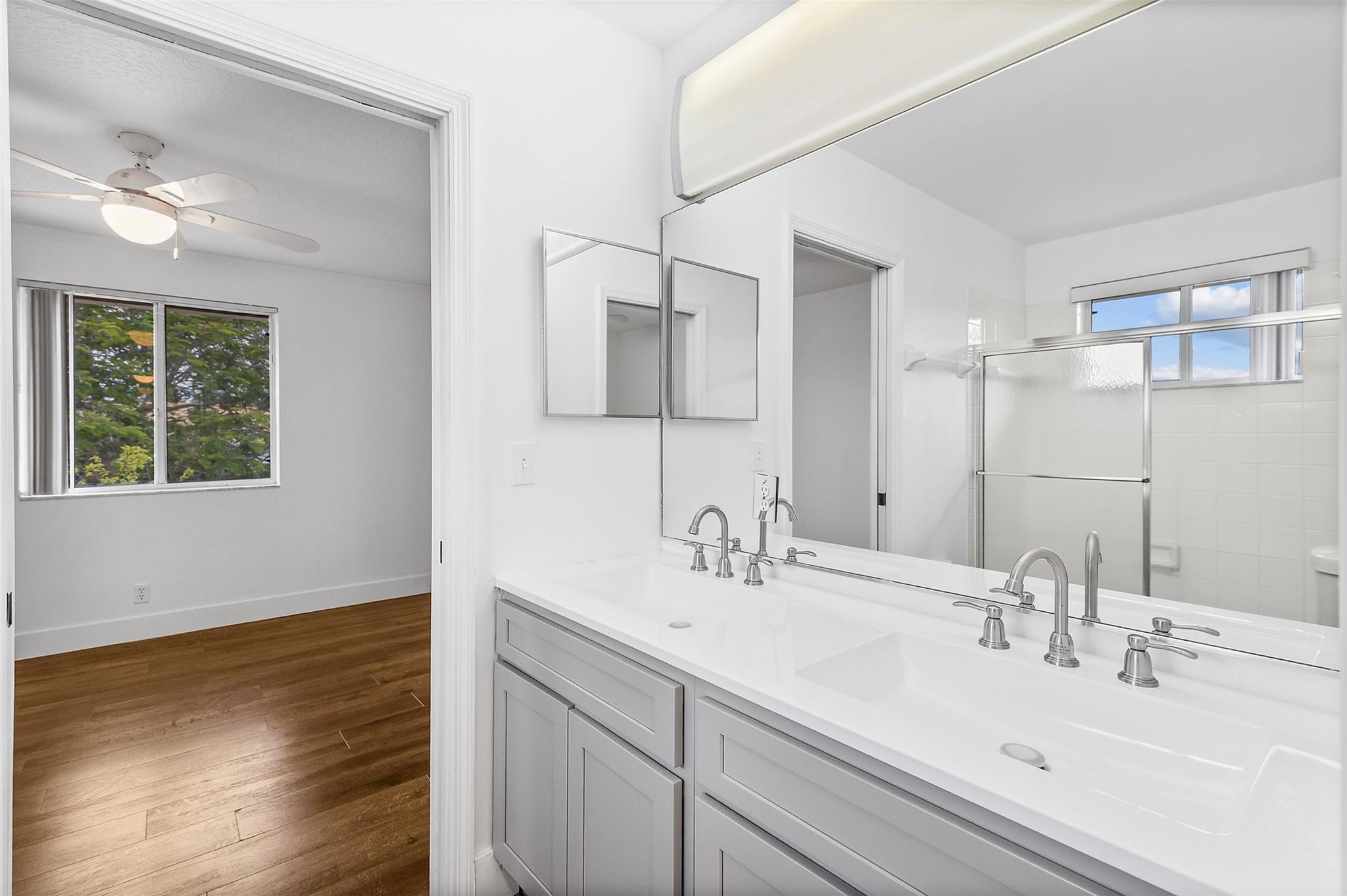 Kensington 146-39 B - Residential
