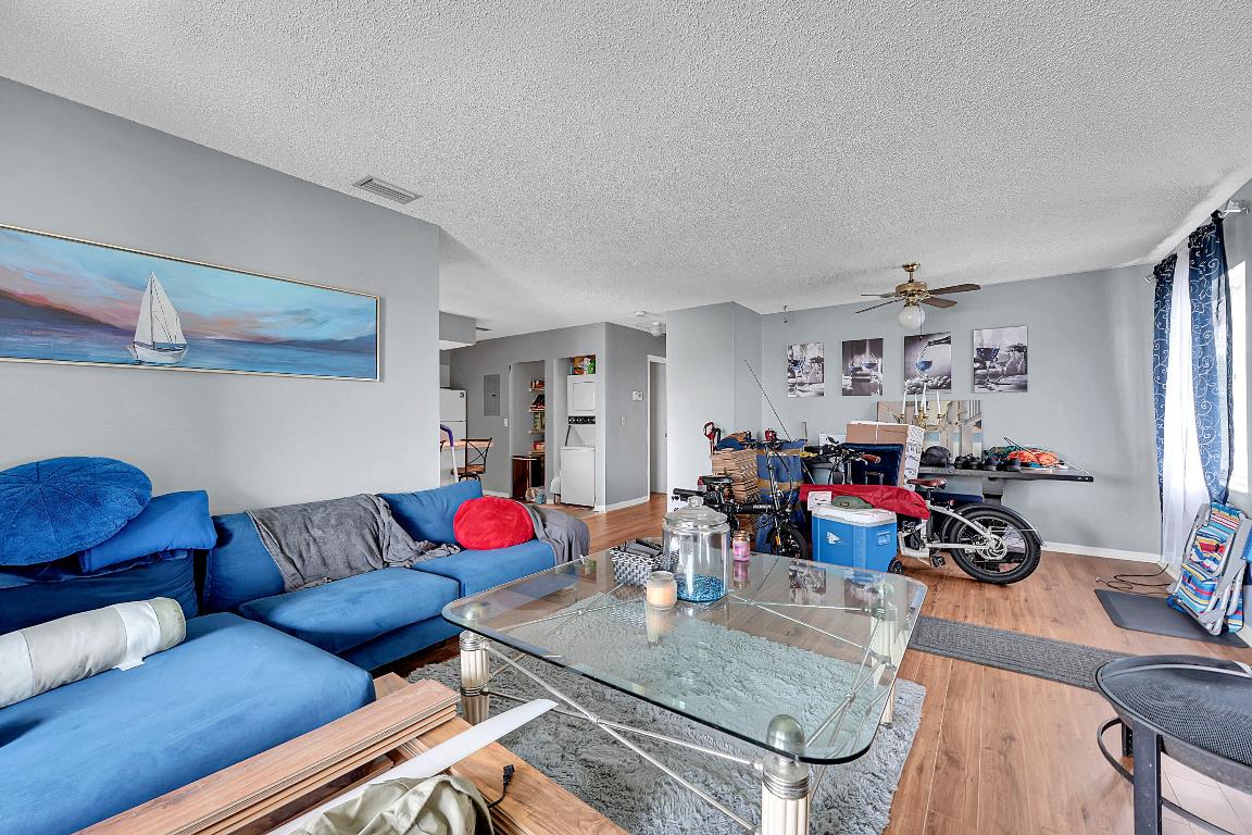 217 SE Village Drive 217