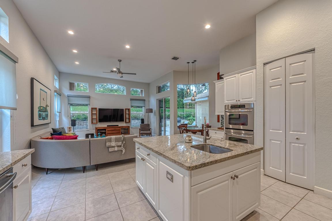 SATURNIA - Residential Lease