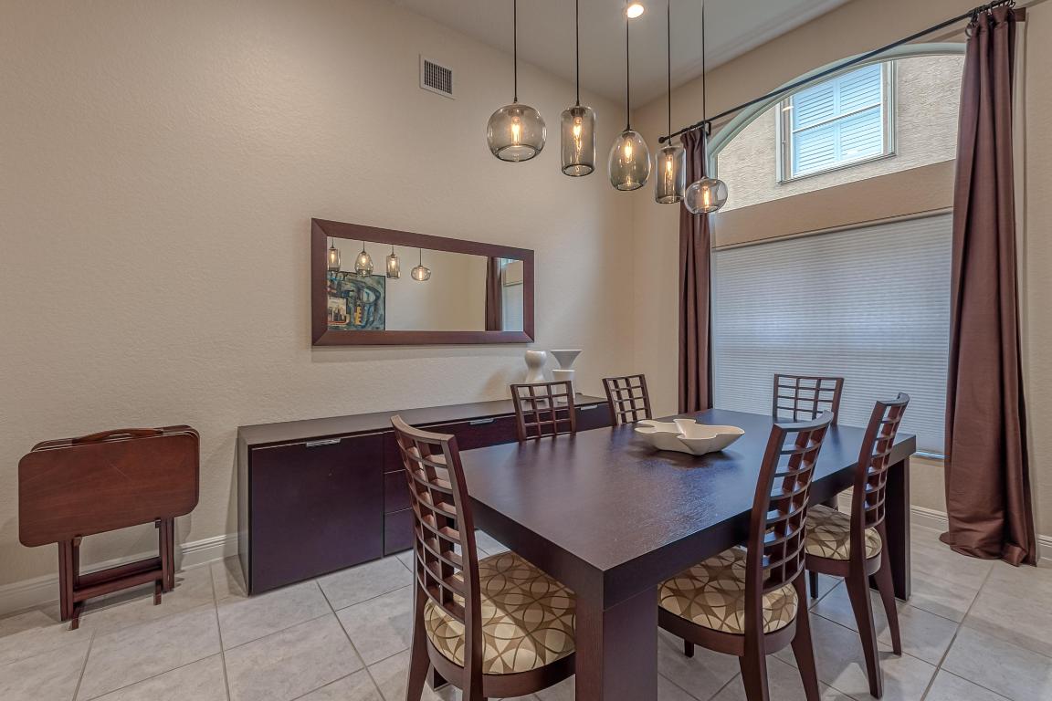 SATURNIA - Residential Lease