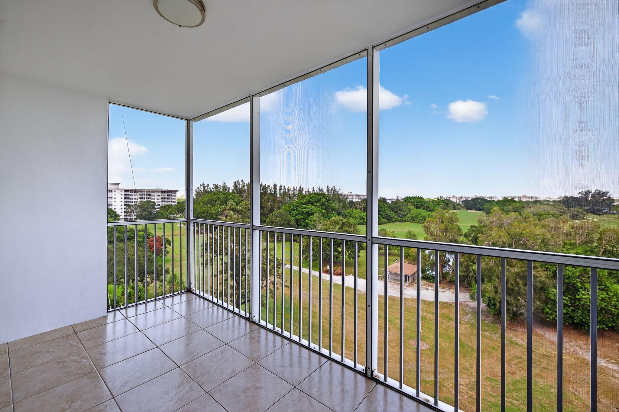 3300 N Palm Aire Dr 706
