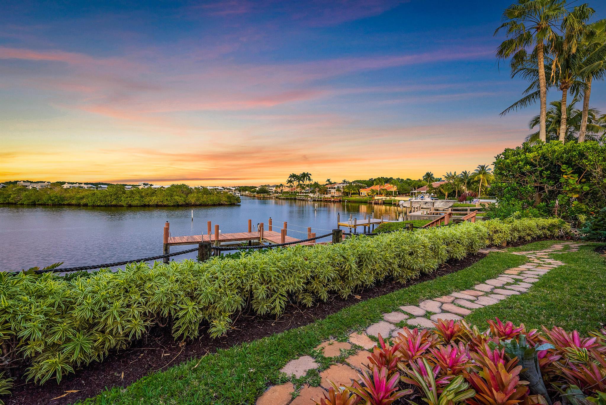 Admirals Cove - Residential