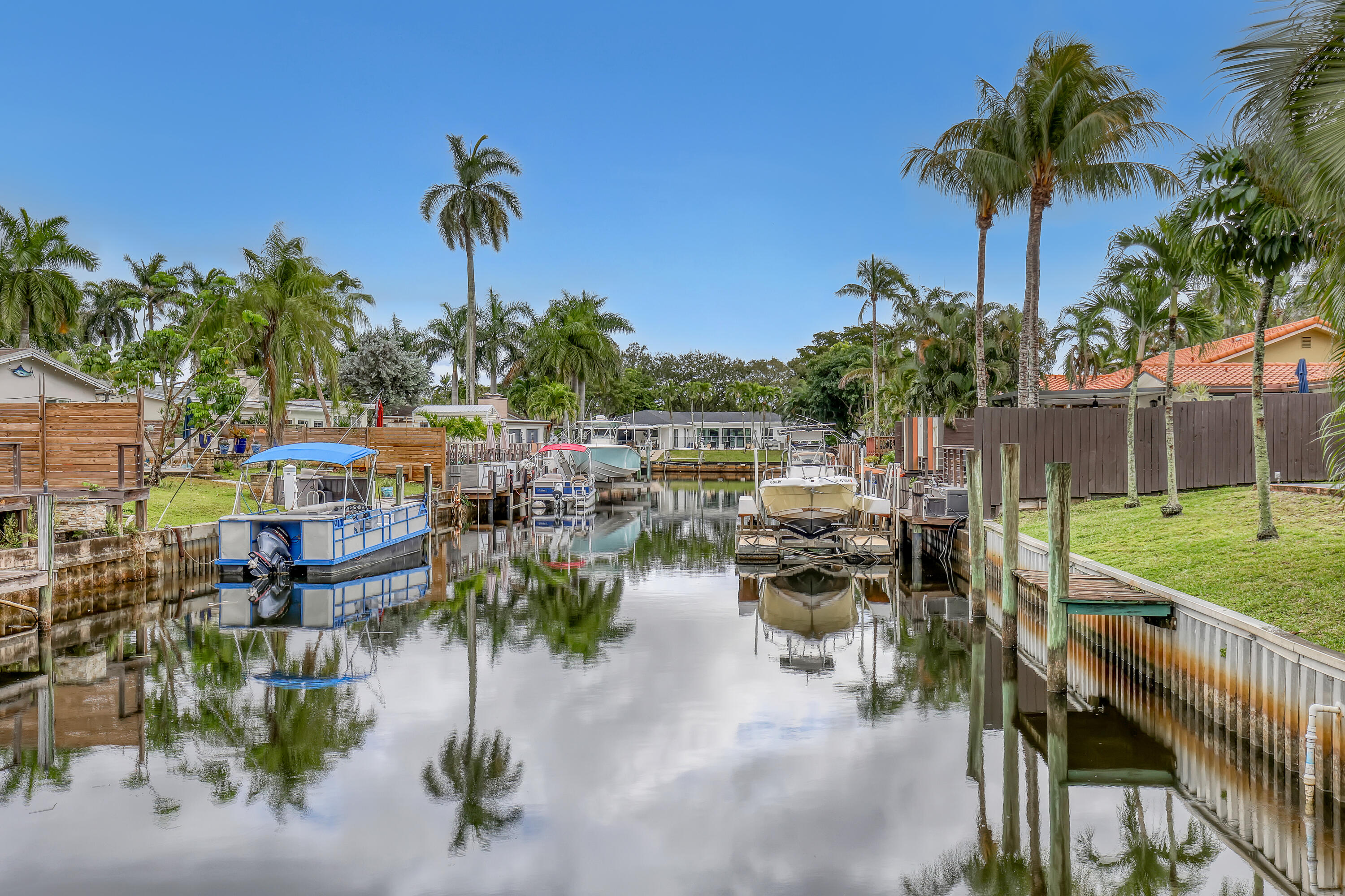 PLANTATION ISLES SEC TWO - Residential