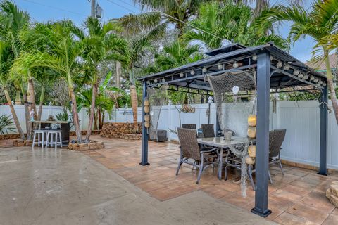 Tiny photo for 1890 SW 59th Avenue SW, Plantation, FL 33317 (MLS # R11155045)