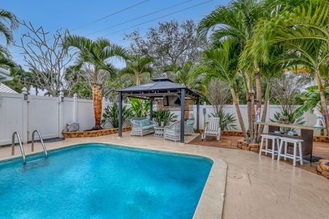 Tiny photo for 1890 SW 59th Avenue SW, Plantation, FL 33317 (MLS # R11155045)