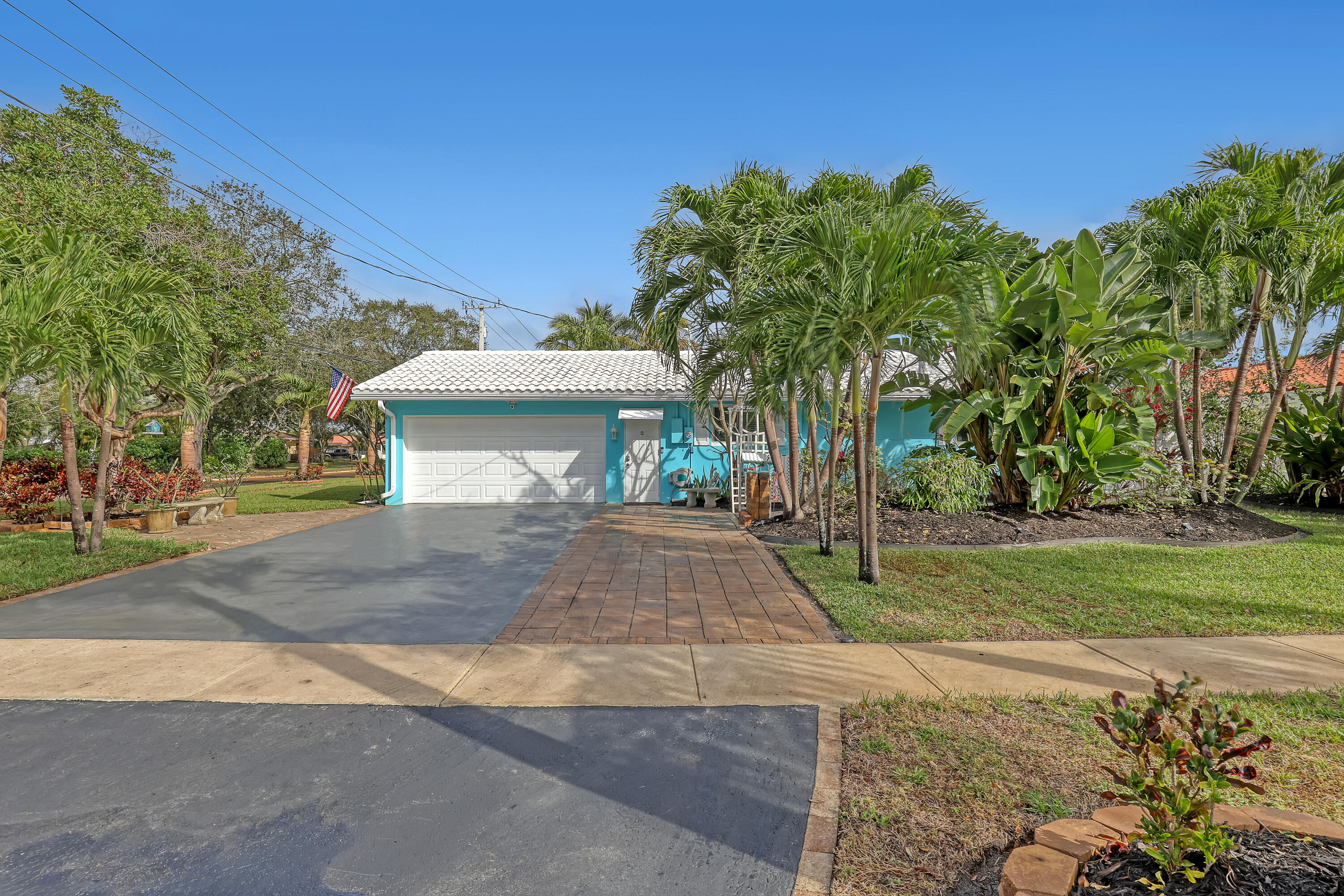 PLANTATION ISLES SEC TWO - Residential