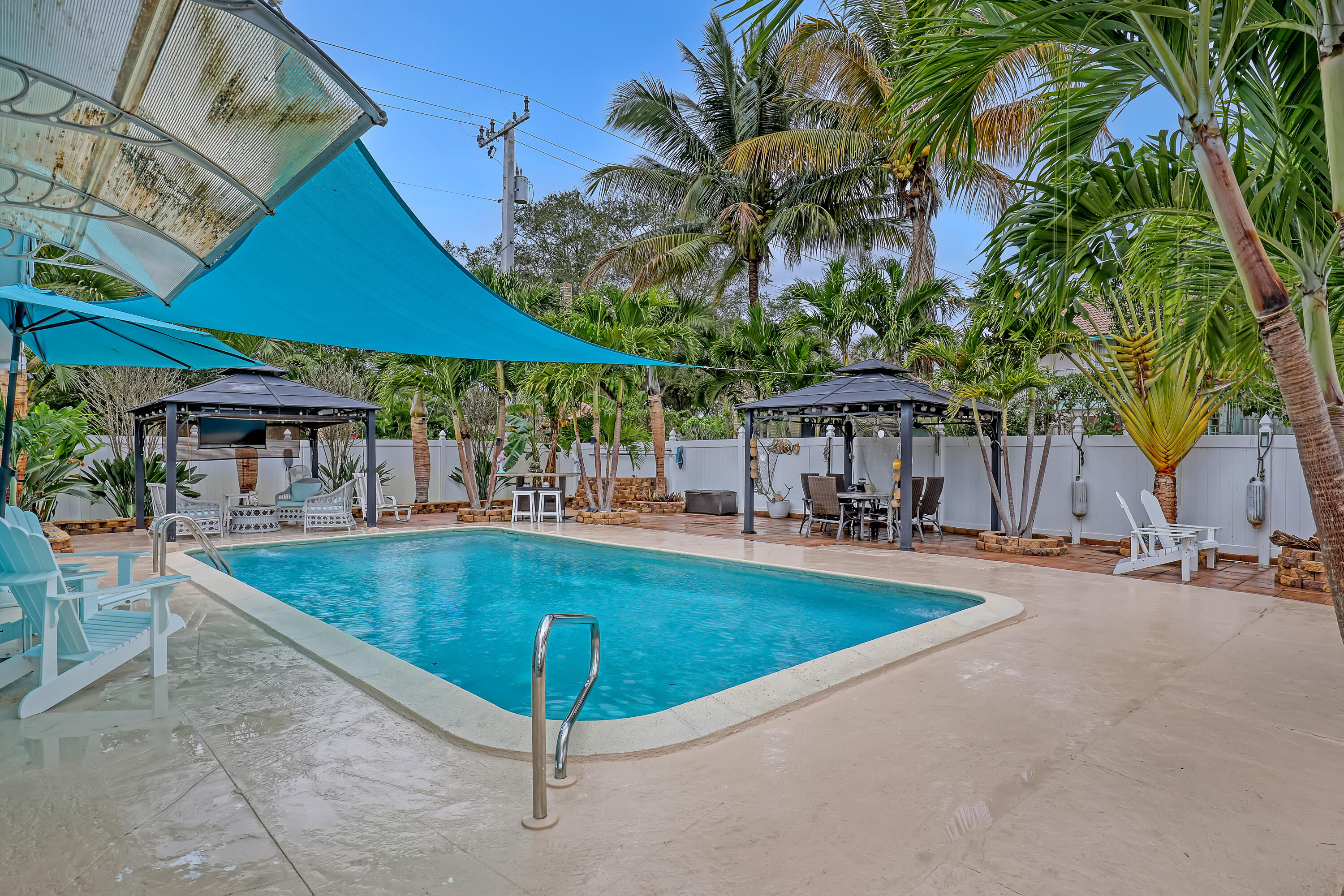 PLANTATION ISLES SEC TWO - Residential