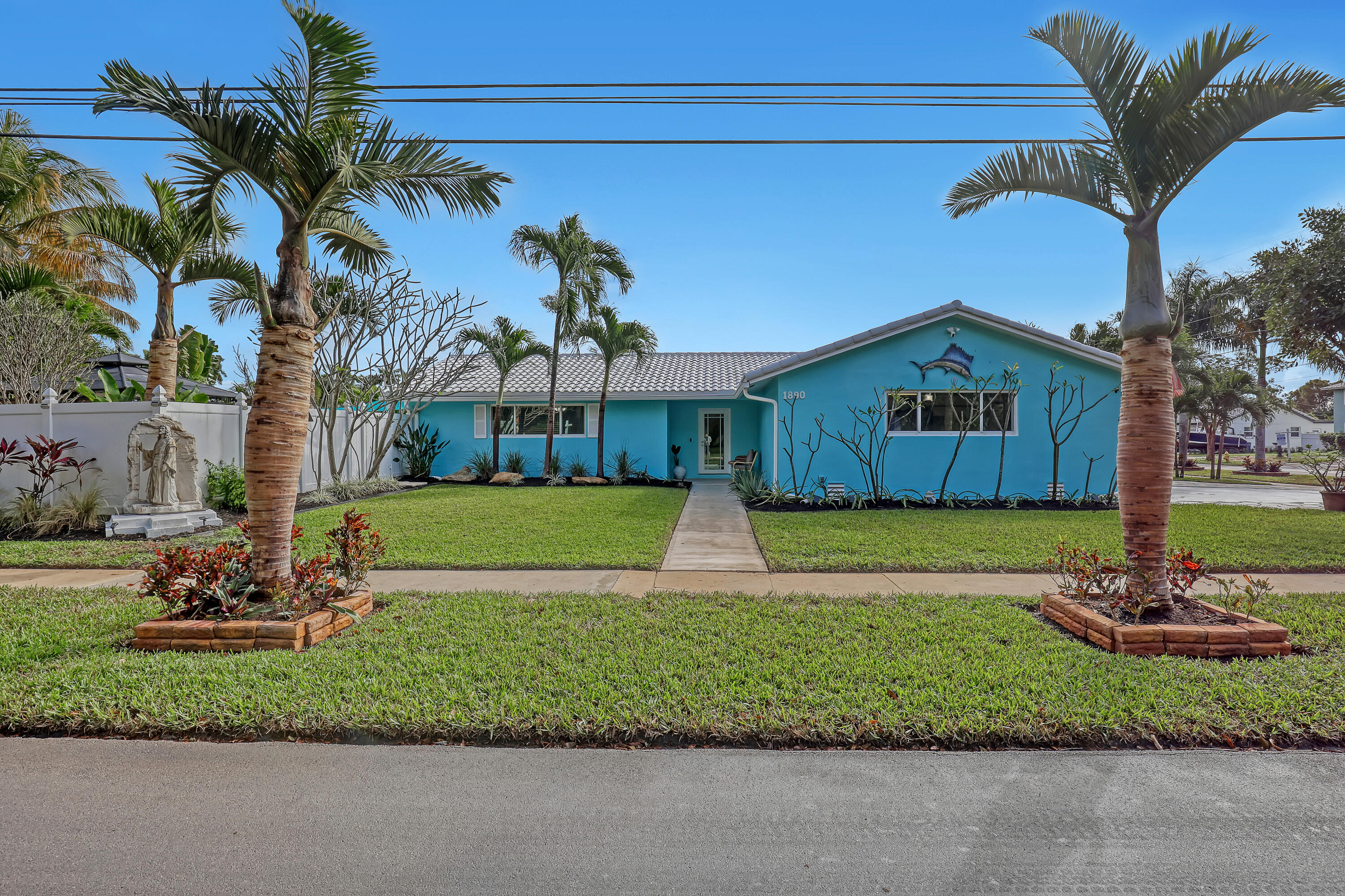 PLANTATION ISLES SEC TWO - Residential