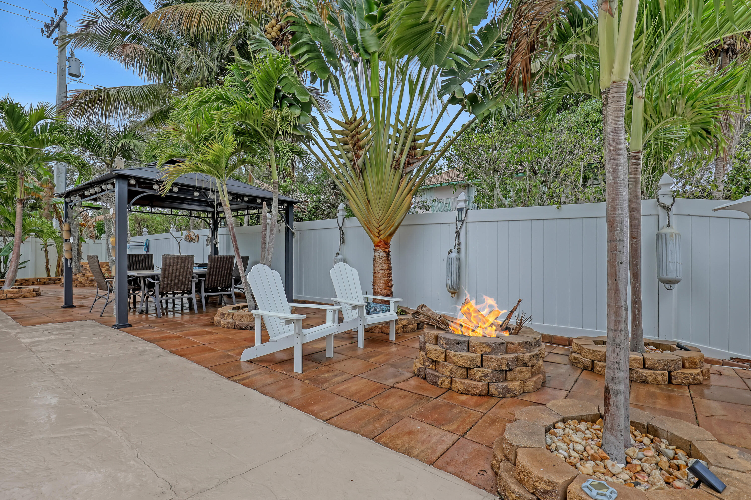 PLANTATION ISLES SEC TWO - Residential