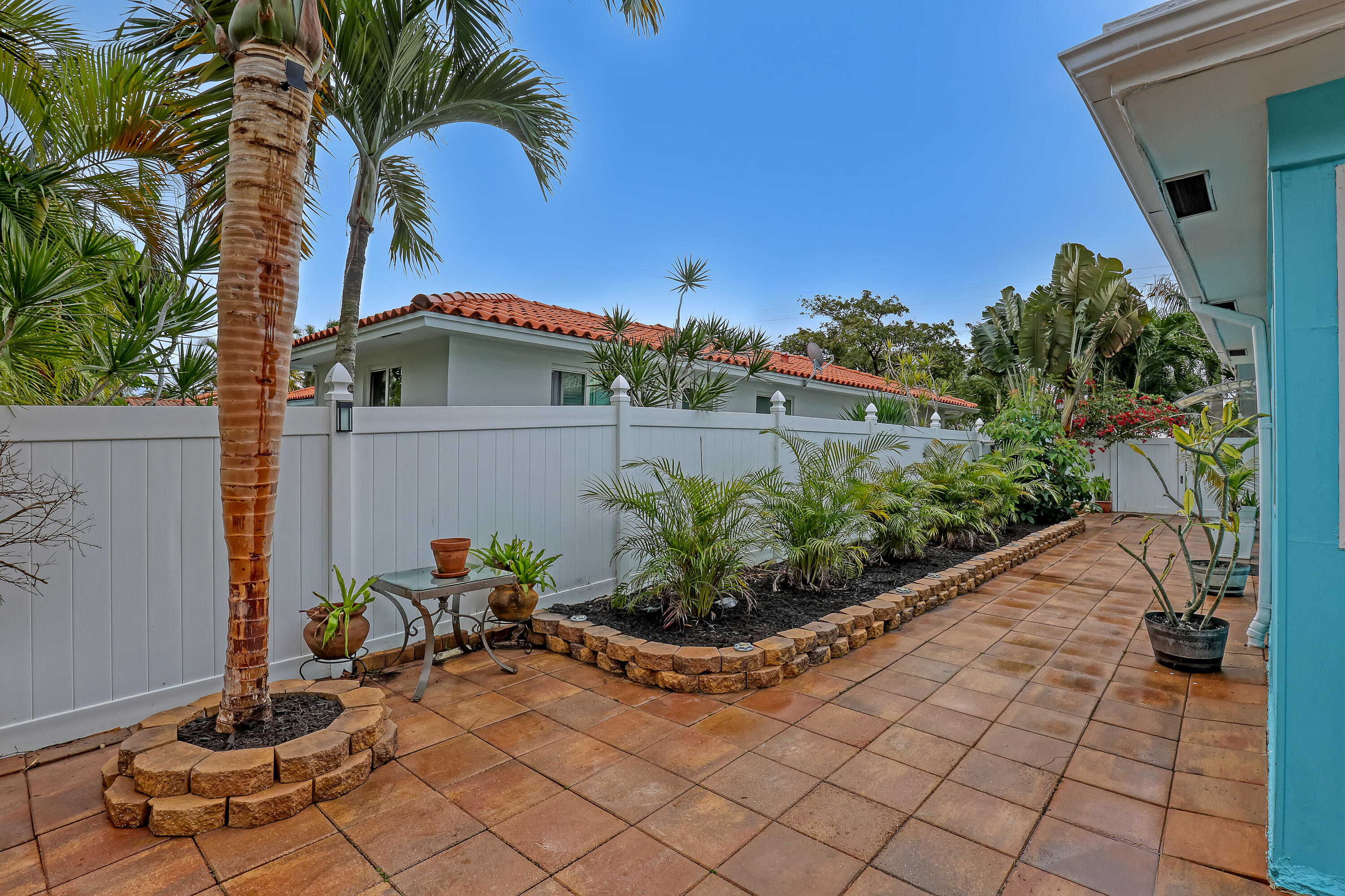 PLANTATION ISLES SEC TWO - Residential