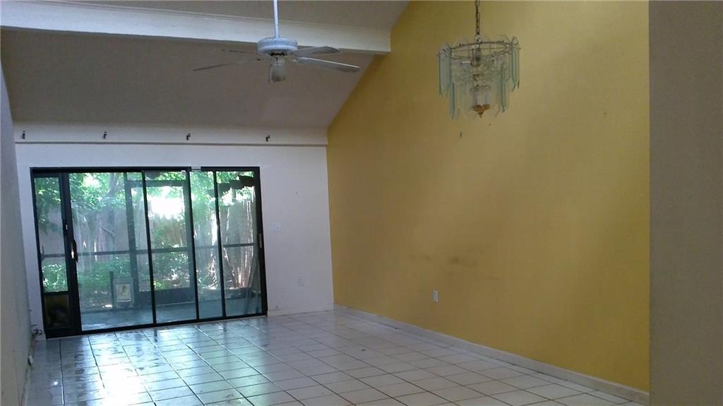 OMEGA VILLAS - Residential