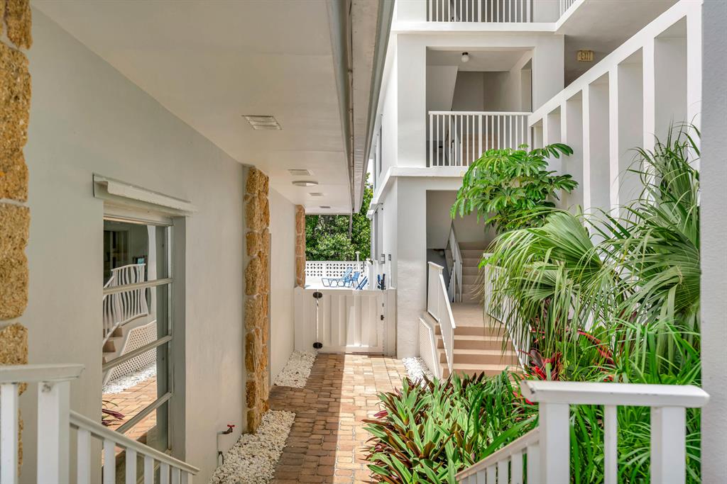 Dwelling Unit No. 704 OF - Residential Lease