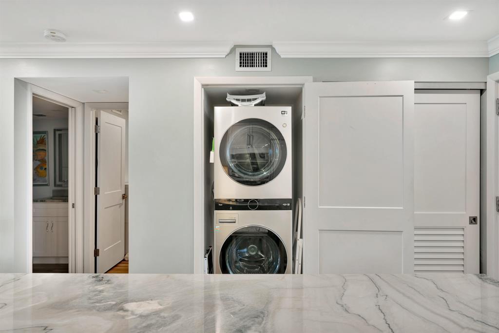 Dwelling Unit No. 704 OF - Residential Lease