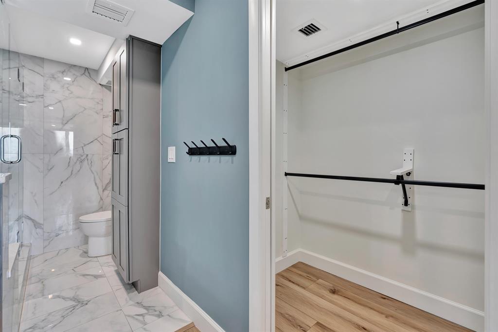 Dwelling Unit No. 704 OF - Residential Lease