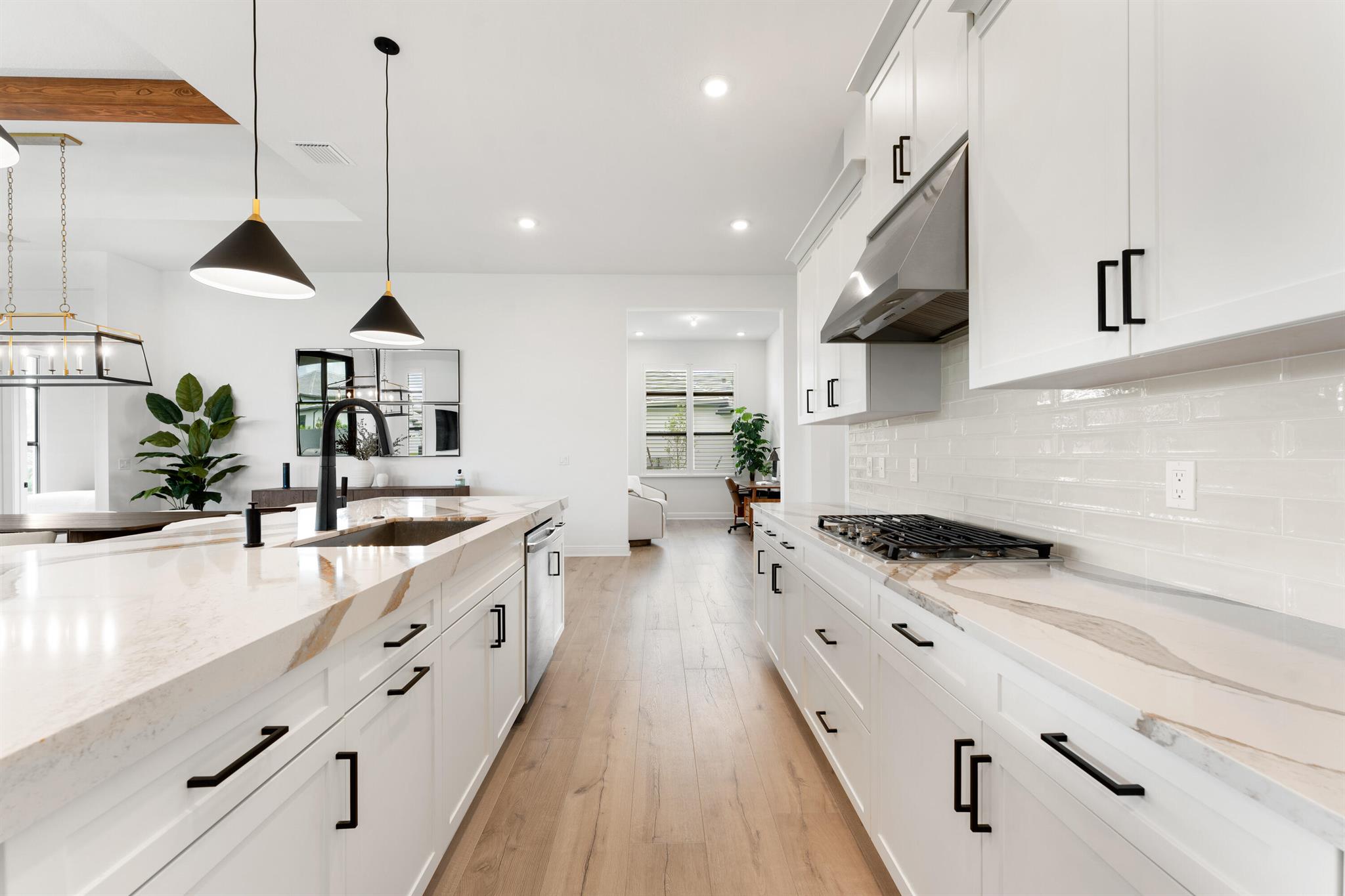 CRESSWIND PALM BEACH - Residential