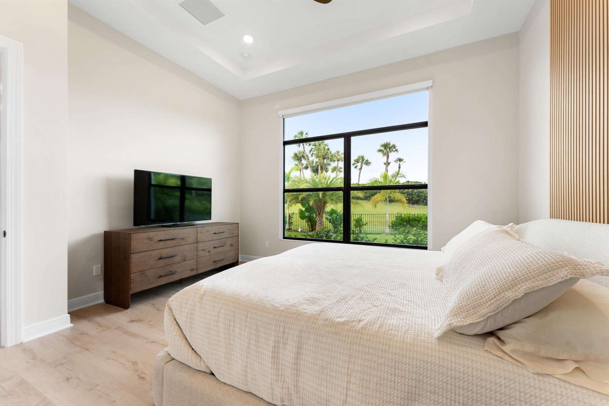 CRESSWIND PALM BEACH - Residential