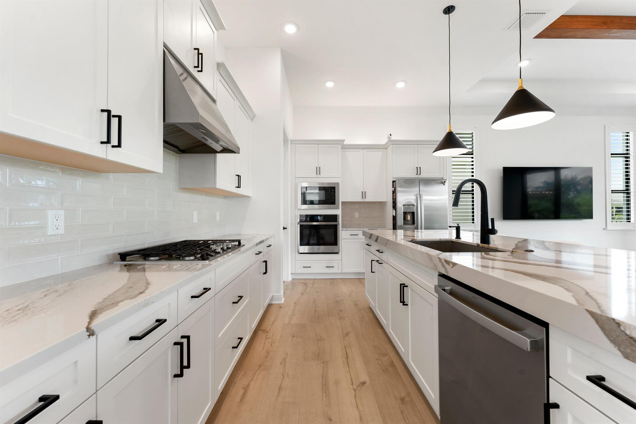 CRESSWIND PALM BEACH - Residential