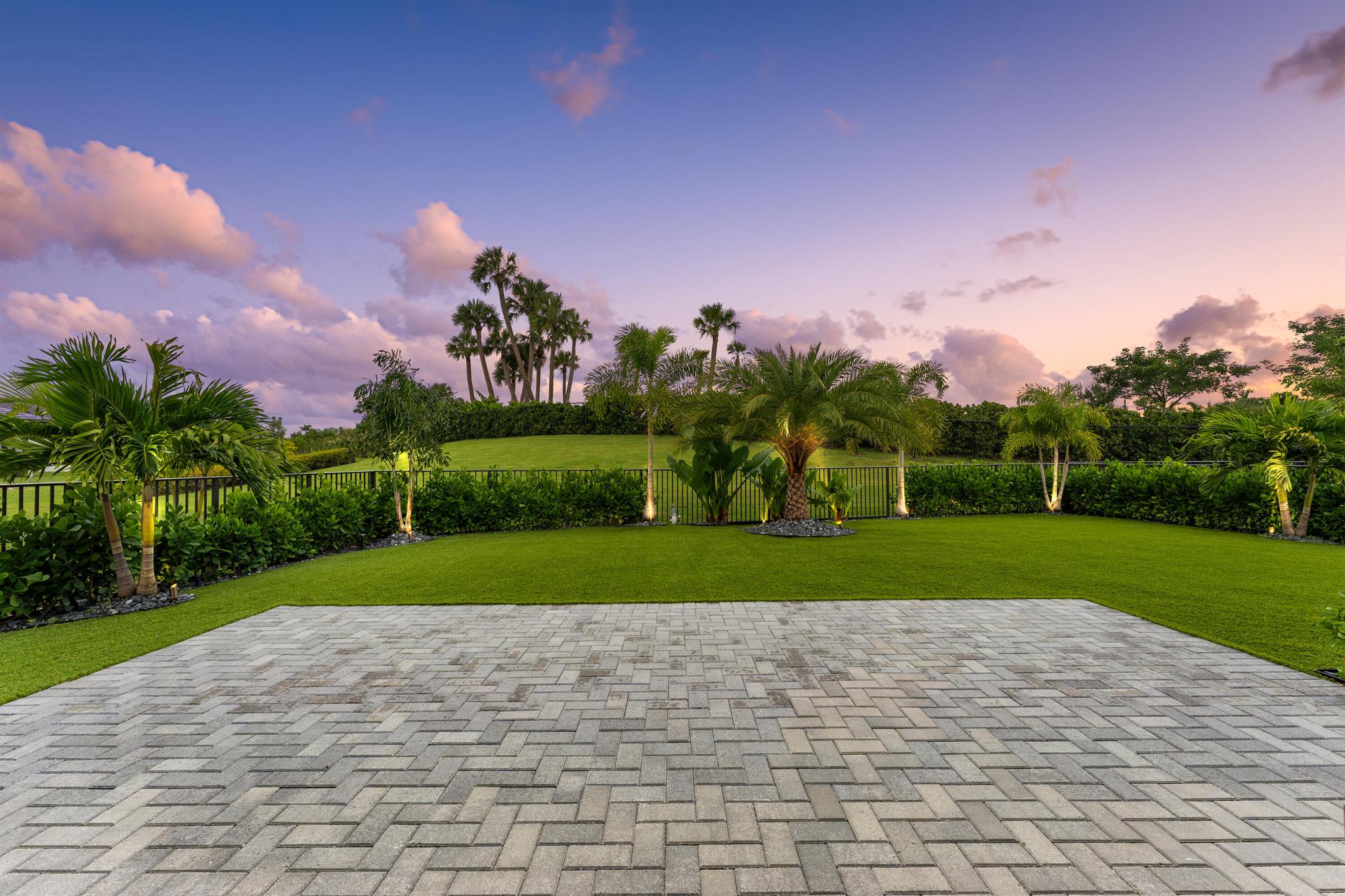 CRESSWIND PALM BEACH - Residential