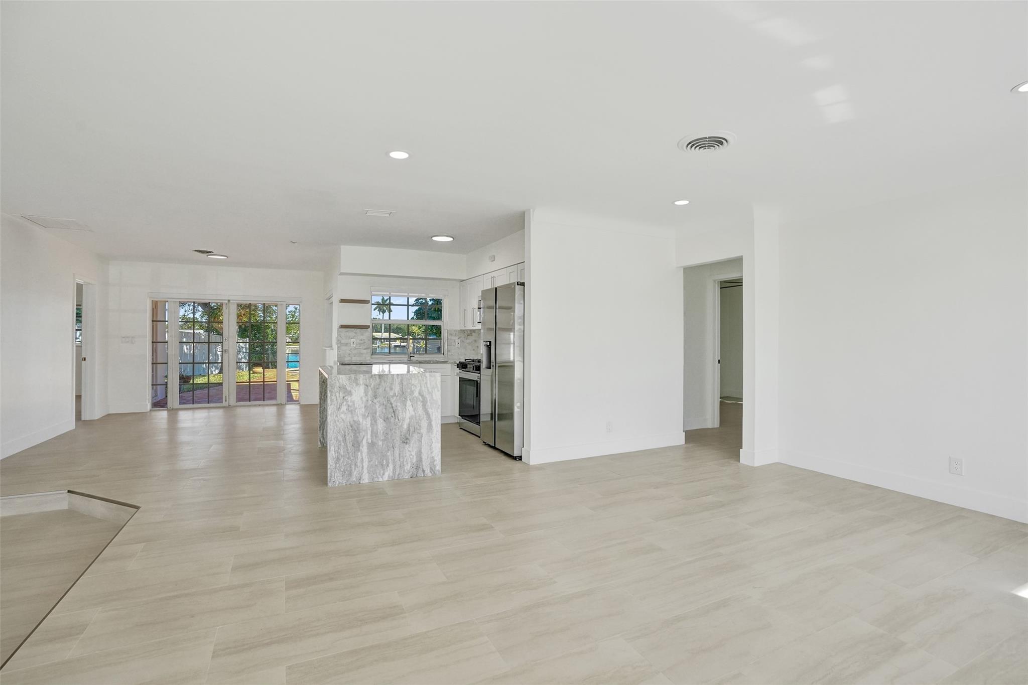 CORAL HEIGHTS SEC 2 - Residential Lease