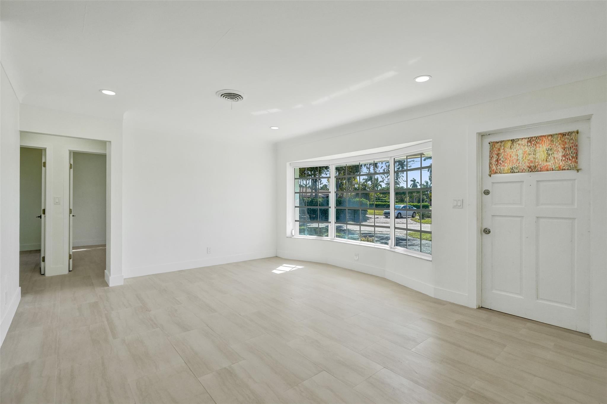 CORAL HEIGHTS SEC 2 - Residential Lease