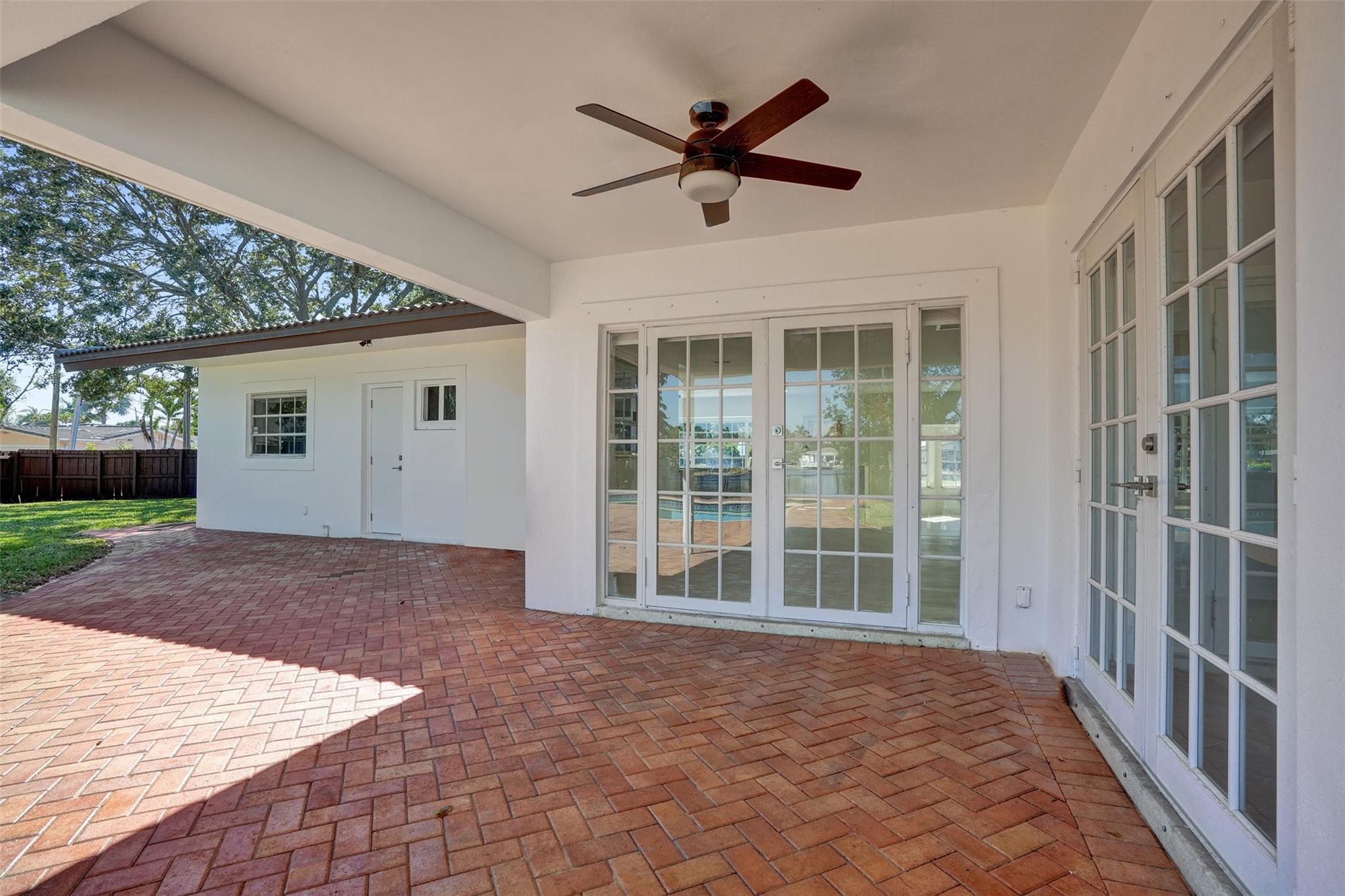 CORAL HEIGHTS SEC 2 - Residential Lease