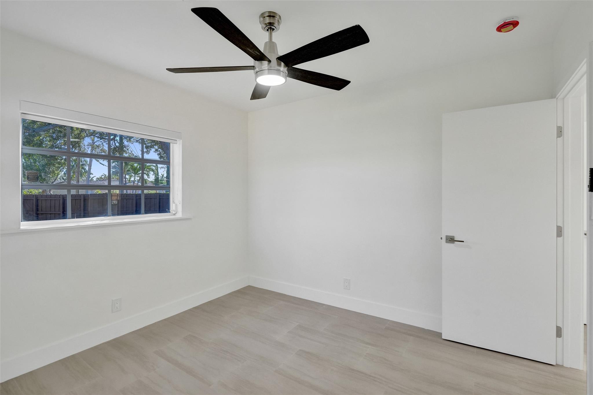 CORAL HEIGHTS SEC 2 - Residential Lease